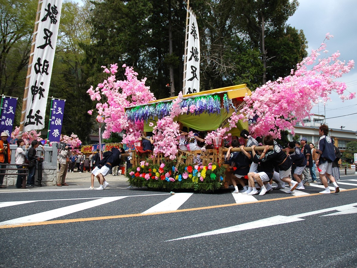 足助春日祭（足助神社例祭・重范祭）