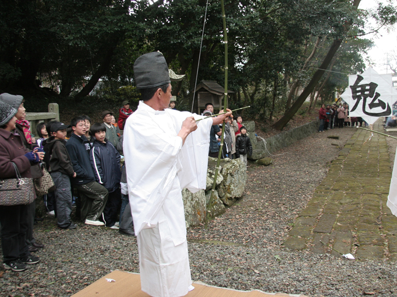 佐久島八劔神社・神明社合殿八日講祭　