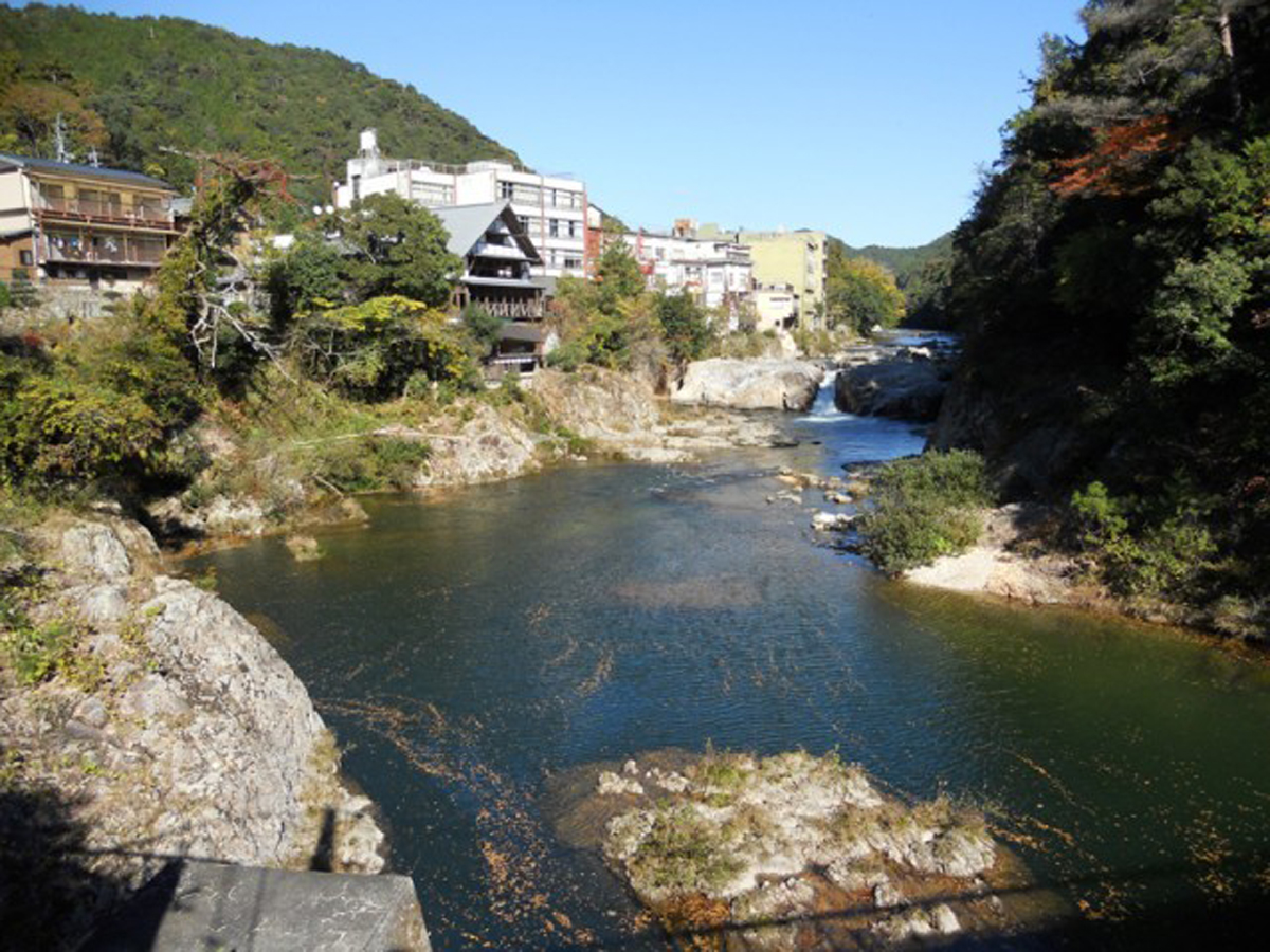 鳳来峡・板敷川