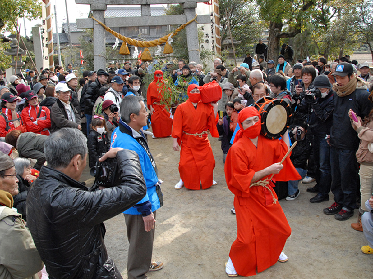 熱池八幡社（にいけはちまんしゃ）