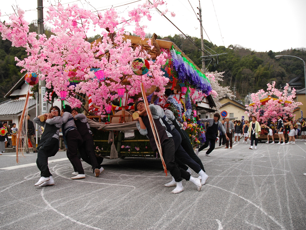 足助春日祭（足助神社例祭・重範祭）