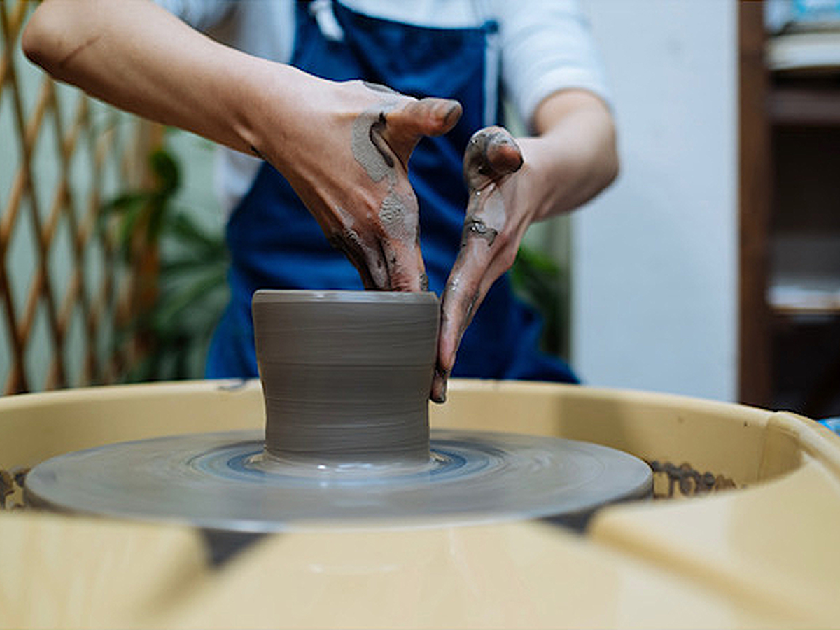 Tokoname Pottery Market & Life with Ceramics(Tokoname-yaki-no-Market & Touki-no-Aru Kurashi)