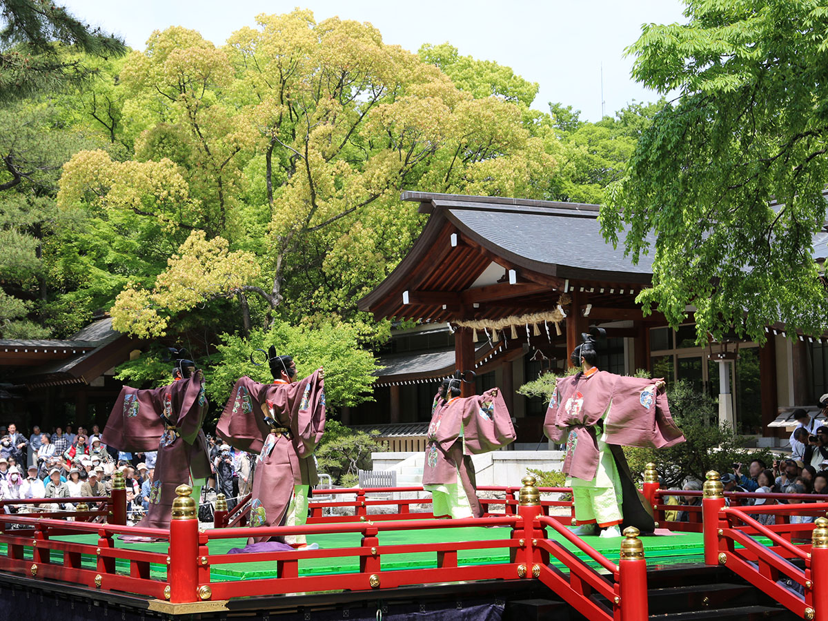 熱田神宮,舞楽神事