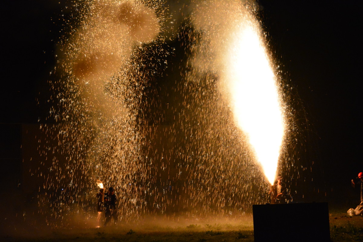 Suwa Nangu Shrine Festival & Fireworks (Suwa Nangu Jinja Saiten)