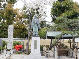 常泉寺（秀吉公産湯の井戸）