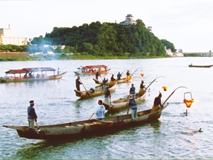 Kiso River cormorant fishing