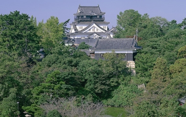 岡崎城・岡崎公園・三河武士のやかた家康館